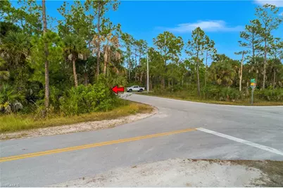 1551 12th Ave NE, Naples, FL 34120 - Photo 13