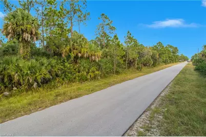 1551 12th Ave NE, Naples, FL 34120 - Photo 15