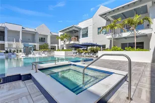 201 8th St S, Naples, FL 34102 - Photo 33