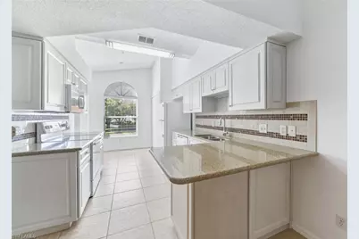 28700 Bermuda Bay Way #201, Bonita Springs, FL 34134 - Photo 9