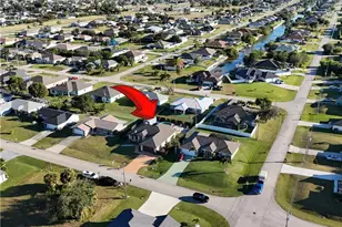 1714 SW 12th Ln, Cape Coral, FL 33991 - Photo 9