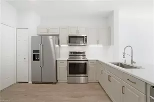 3009 Palmetto Oak Dr, Fort Myers, FL 33916 - Photo 7