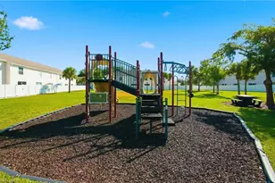 3009 Palmetto Oak Dr, Fort Myers, FL 33916 - Photo 43