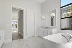 9570 Moonflower Ln, Naples, FL 34114 - Photo 33