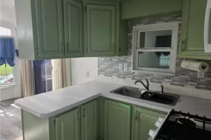 26 Garnet Dr, Naples, FL 34114 - Photo 9