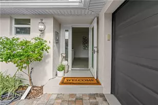 260 Lanchester Ct, Naples, FL 34112 - Photo 17