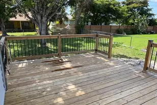 818 SW 8th Ct, Cape Coral, FL 33991 - Photo 35