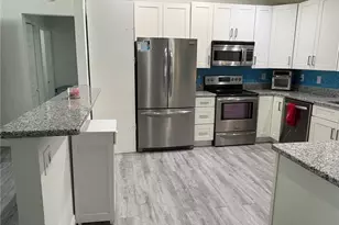 818 SW 8th Ct, Cape Coral, FL 33991 - Photo 5