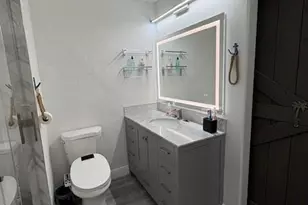 818 SW 8th Ct, Cape Coral, FL 33991 - Photo 13