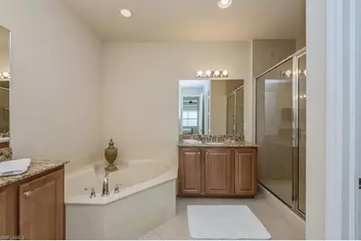 6525 Monterey Pt #201, Naples, FL 34105 - Photo 17