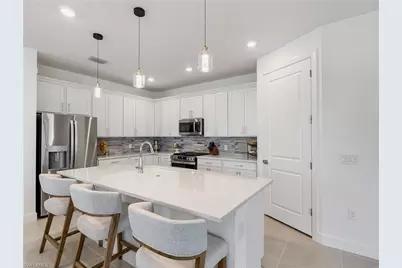 18364 Ridgeline Dr, Estero, FL 33928 - Photo 11