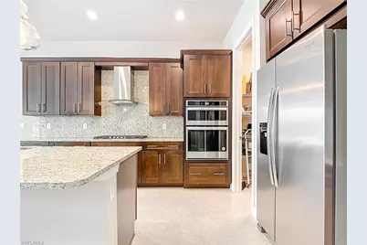 8980 Mustique Ln, Naples, FL 34114 - Photo 11