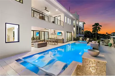 469 Germain Ave, Naples, FL 34108 - Photo 13