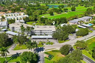 215 Cypress Way E, Naples, FL 34110 - Photo 17