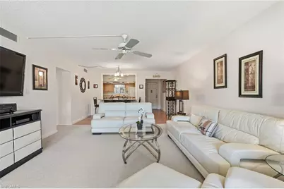 215 Cypress Way E #D8, Naples, FL 34110 - Photo 7