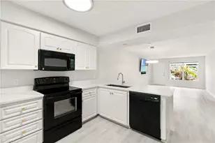 3930 Leeward Passage Ct, Bonita Springs, FL 34134 - Photo 9