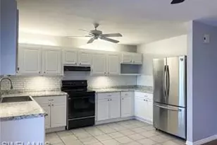 152 Lake Point Ln, Naples, FL 34112 - Photo 5