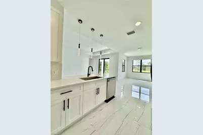 3434 27th Ave NE, Naples, FL 34120 - Photo 9