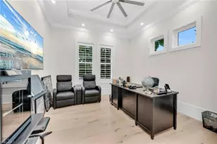 3190 Crayton Rd, Naples, FL 34103 - Photo 15