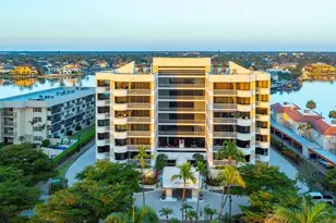 3100 Gulf Shore Blvd N, Naples, FL 34103 - Photo 1
