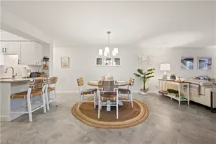 585 Club Side Dr, Naples, FL 34110 - Photo 5