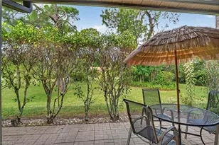 1009 Pine Isle Ln S, Naples, FL 34112 - Photo 3