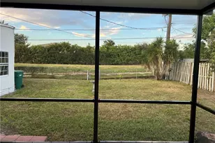 5317 Dixie Dr, Naples, FL 34113 - Photo 21