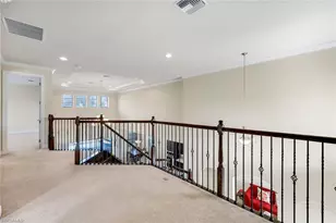 10101 Florence Cir, Naples, FL 34119 - Photo 19