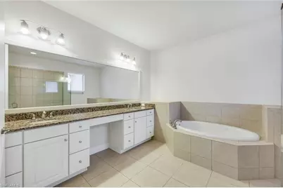 10101 Florence Cir, Naples, FL 34119 - Photo 17