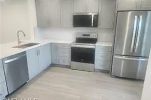 141 Cypress Way E, Naples, FL 34110 - Photo 7