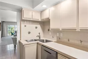 1977 Gulf Shore Blvd N, Naples, FL 34102 - Photo 19