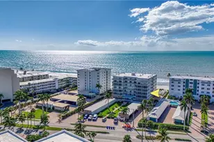 1977 Gulf Shore Blvd N, Naples, FL 34102 - Photo 1