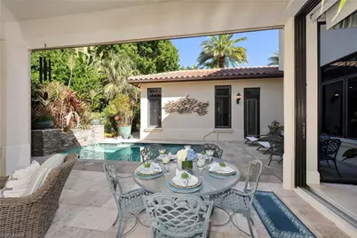 2331 Traditions Ct, Naples, FL 34105 - Photo 11