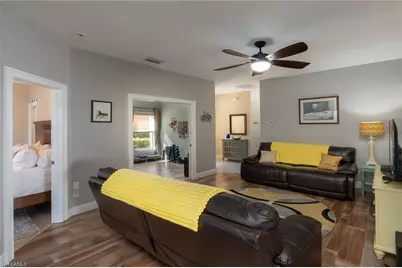 10713 Pearl Bay Cir, Estero, FL 33928 - Photo 11