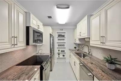 2100 Gulf Shore Blvd N #212, Naples, FL 34102 - Photo 13