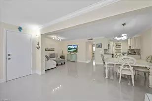 2100 Gulf Shore Blvd N, Naples, FL 34102 - Photo 5