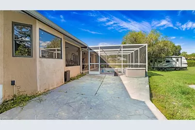 410 11th St NW, Naples, FL 34120 - Photo 31