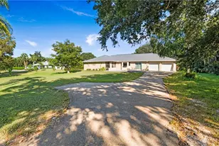 410 11th St NW, Naples, FL 34120 - Photo 39