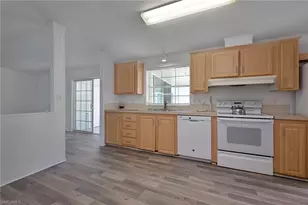 276 Grosbeak Ln, Naples, FL 34114 - Photo 5