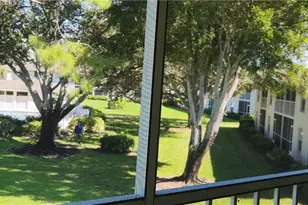 1330 Derbyshire Ct, Naples, FL 34116 - Photo 15