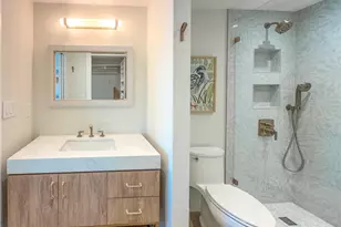 3430 Gulf Shore Blvd N, Naples, FL 34103 - Photo 27