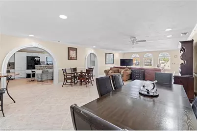 3042 Mango St, Fort Myers, FL 33916 - Photo 9