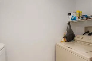 8290 Ibis Club Ln, Naples, FL 34104 - Photo 23