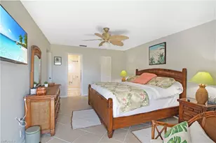 330 Kon Tiki Dr, Naples, FL 34113 - Photo 11