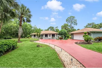 761 Pine Vale Dr, Naples, FL 34104 - Photo 3