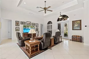 2874 Lone Pine Ln, Naples, FL 34119 - Photo 9