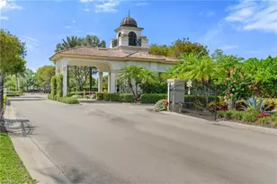 2874 Lone Pine Ln, Naples, FL 34119 - Photo 49