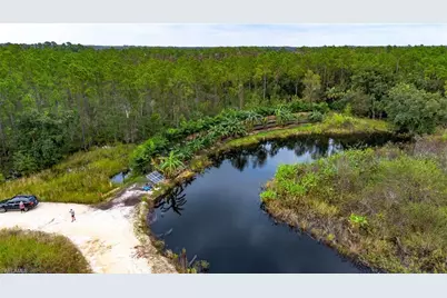 1065 Sanctuary Rd, Naples, FL 34120 - Photo 7