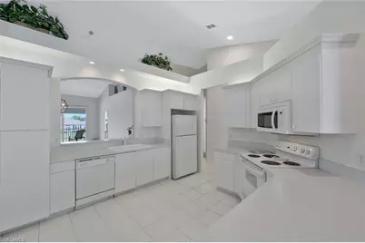 5963 Sand Wedge Ln #207, Naples, FL 34110 - Photo 7