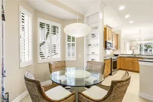 805 Bentwater Cir, Naples, FL 34108 - Photo 9